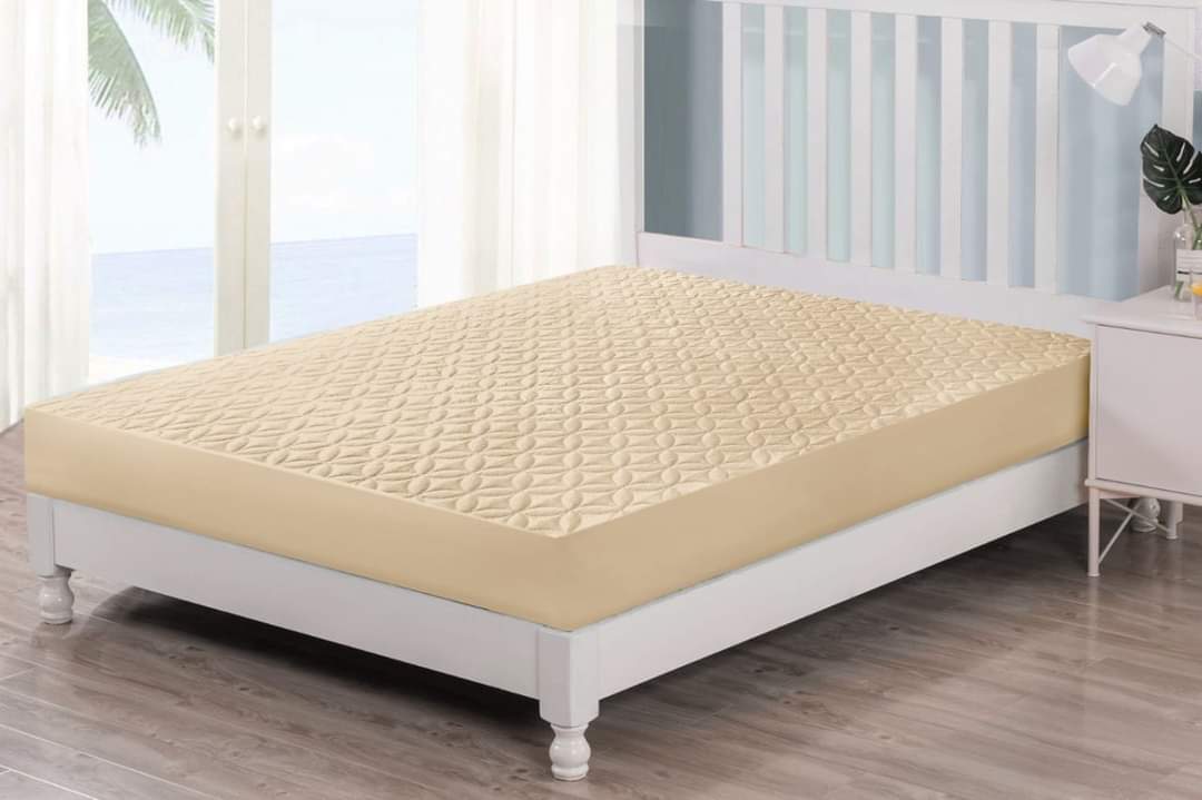 Microfiber Quilted Waterproof Mattress Protector