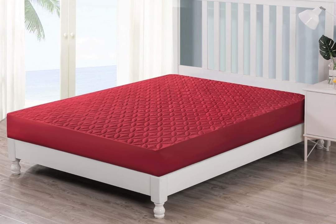 Microfiber Quilted Waterproof Mattress Protector